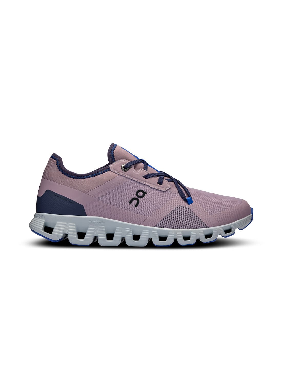 Publicité ON RUNNING Cloud X 3 - Chaussures 1