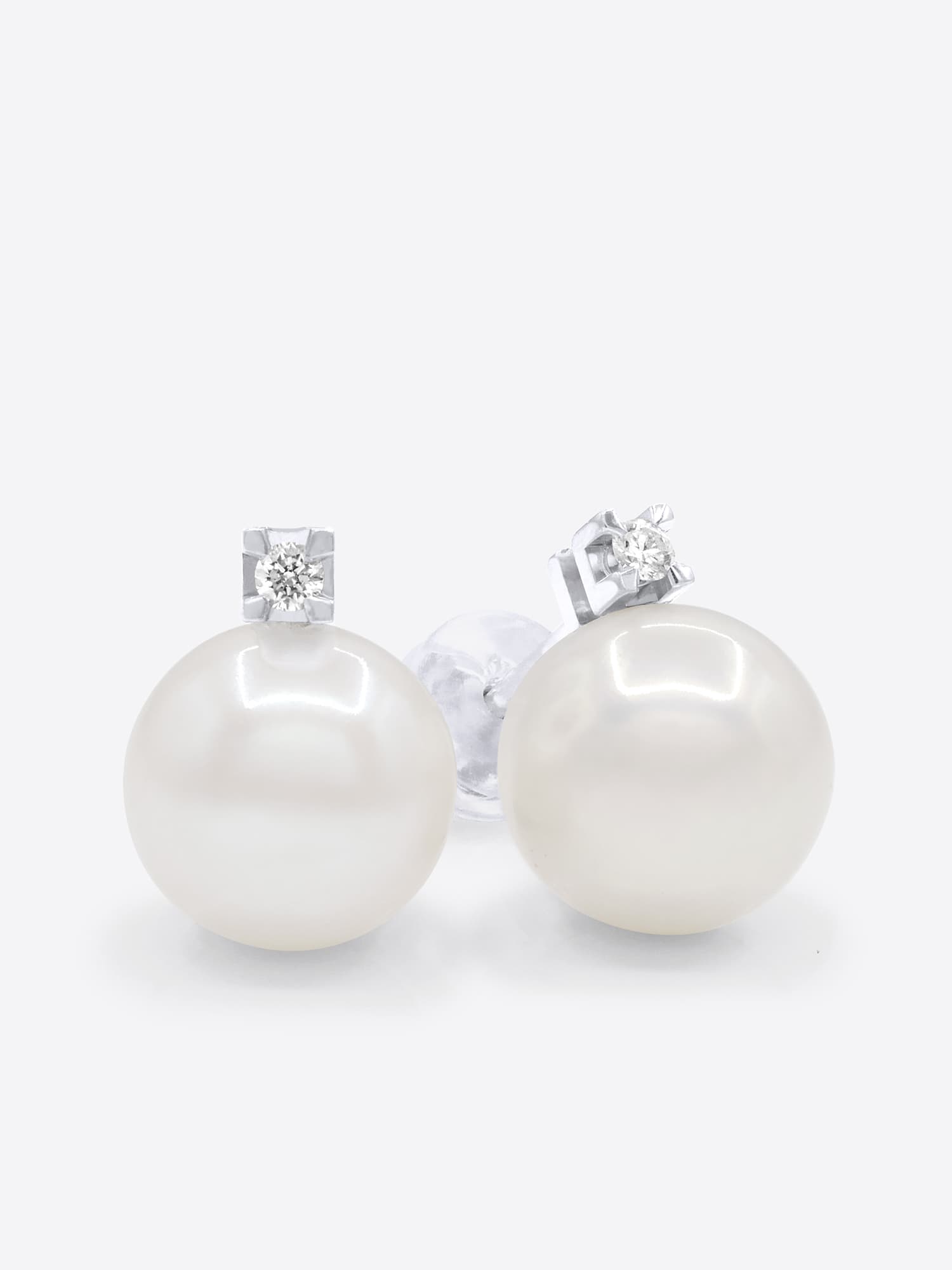 Boucles d'Oreilles Véritables Perles d'Eau Douce 8-9 mm Diamants 0.04 ct — Or Blanc 375 Millièmes 1