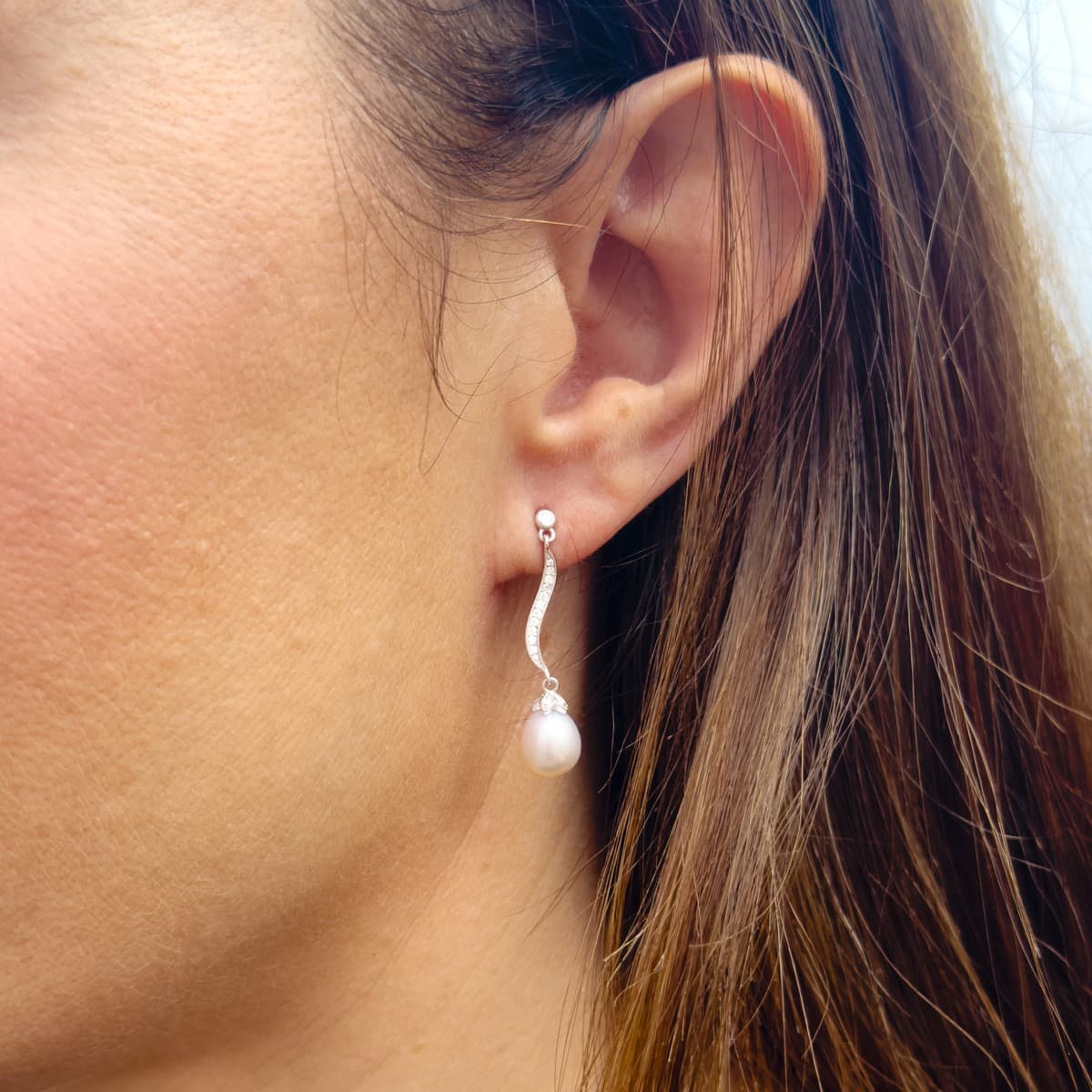 Boucles d'Oreilles Pendantes Véritable Perle d'Eau Douce Ovale 7-8 mm — Argent 925 Millièmes Rhodié 2