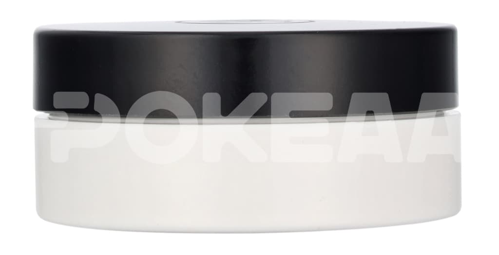 Chanel Hydra Beauty Nutrition Nourishing Lip Care 10g 2