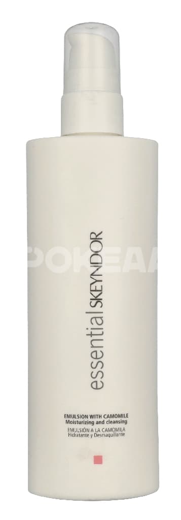 Skeyndor Essential Cleansing Emulsion With Camomile – 250 ml 2