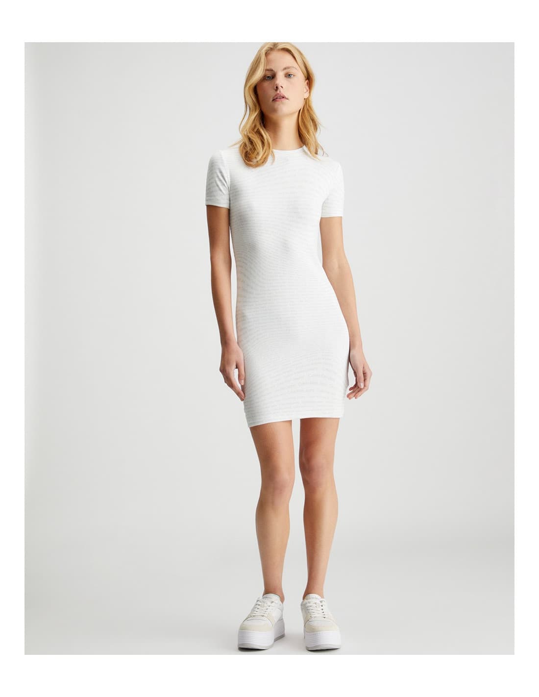 Robe CALVIN KLEIN J20J223205 2