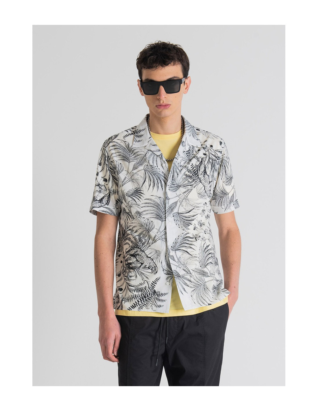 Chemise à manches courtes ANTONY MORATO MMSS00171-FA430513 1