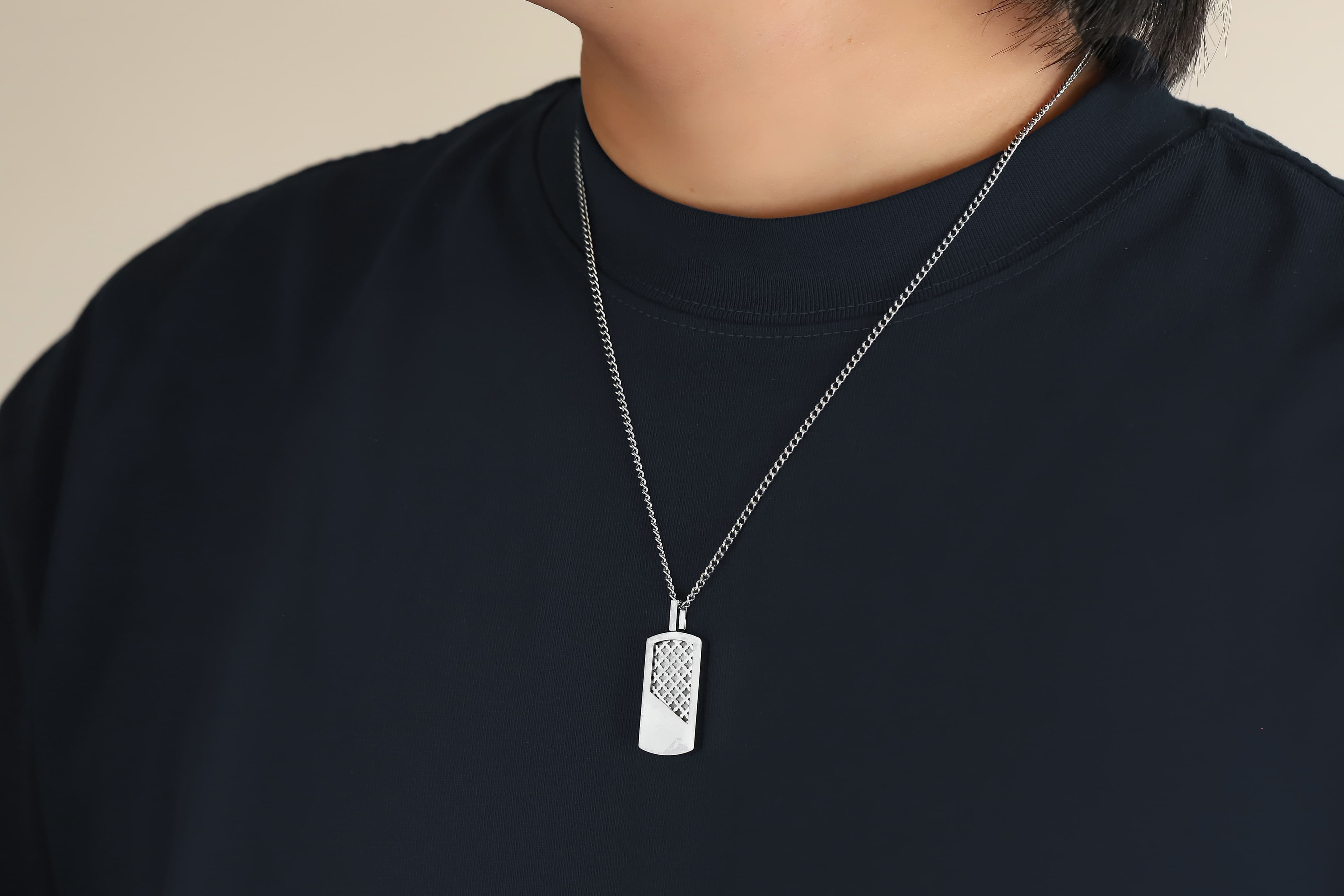 Collier Bellarose Perfume — Plaque Militaire 2