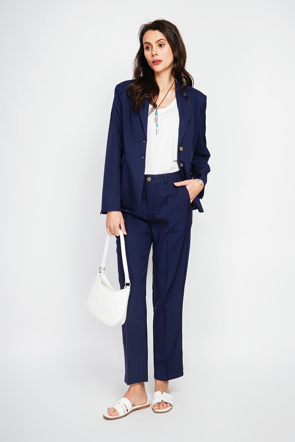 Pantalon taille mi-haute poches sur le devant 5