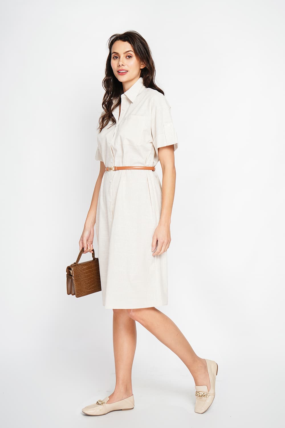 Robe longue chemise boutonnée devant à manche court à rayure 5