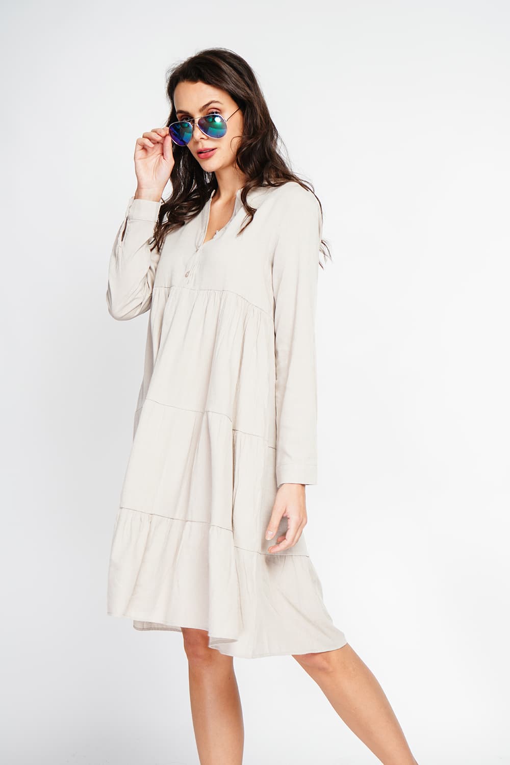 Robe col tunisien évasée plie devant à manches longueur 2