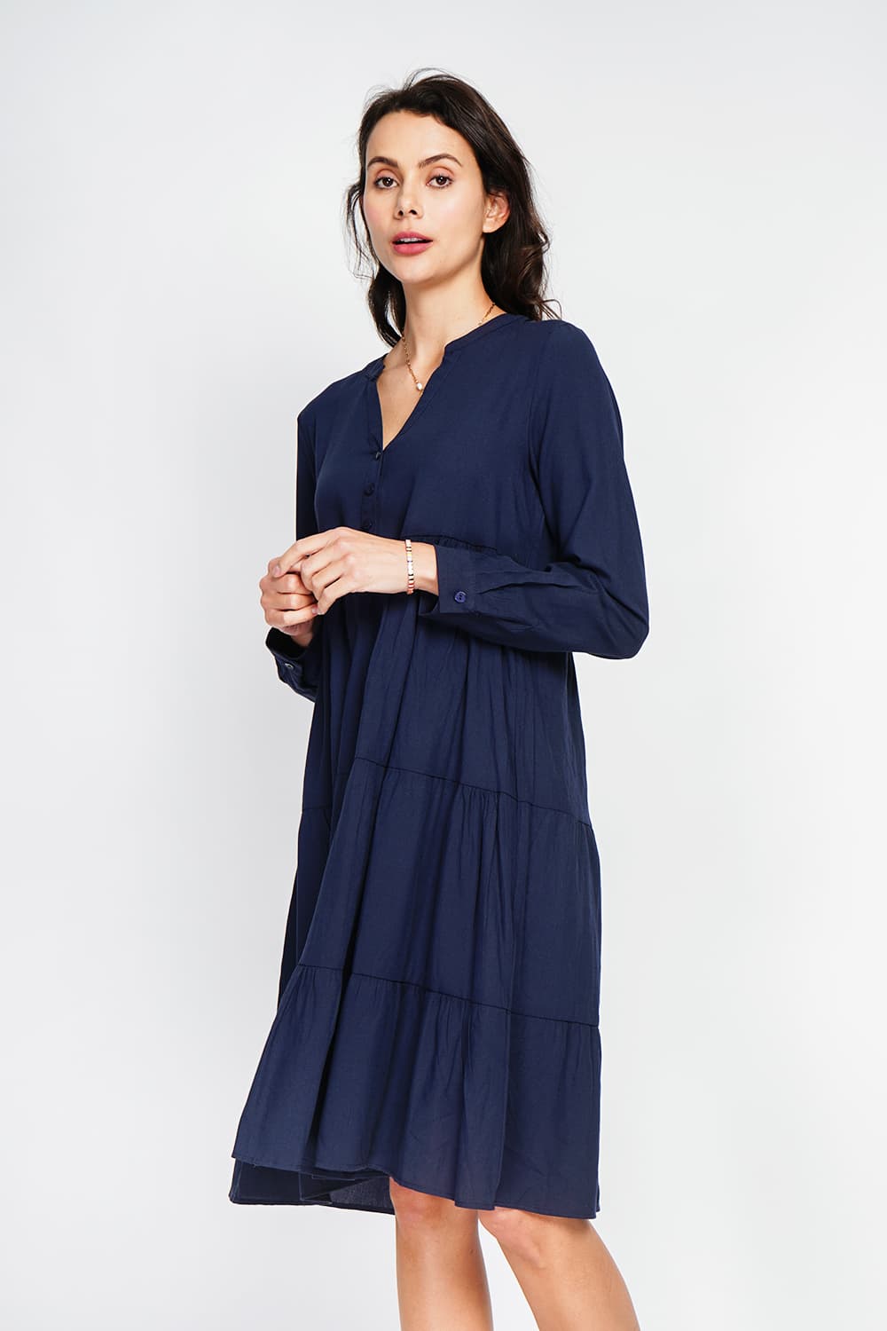Robe col tunisien évasée plie devant à manches longueur 6