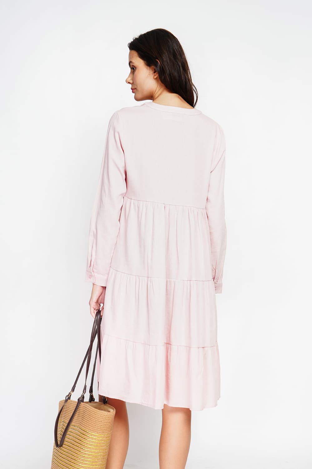 Robe col tunisien évasée plie devant à manches longueur 10