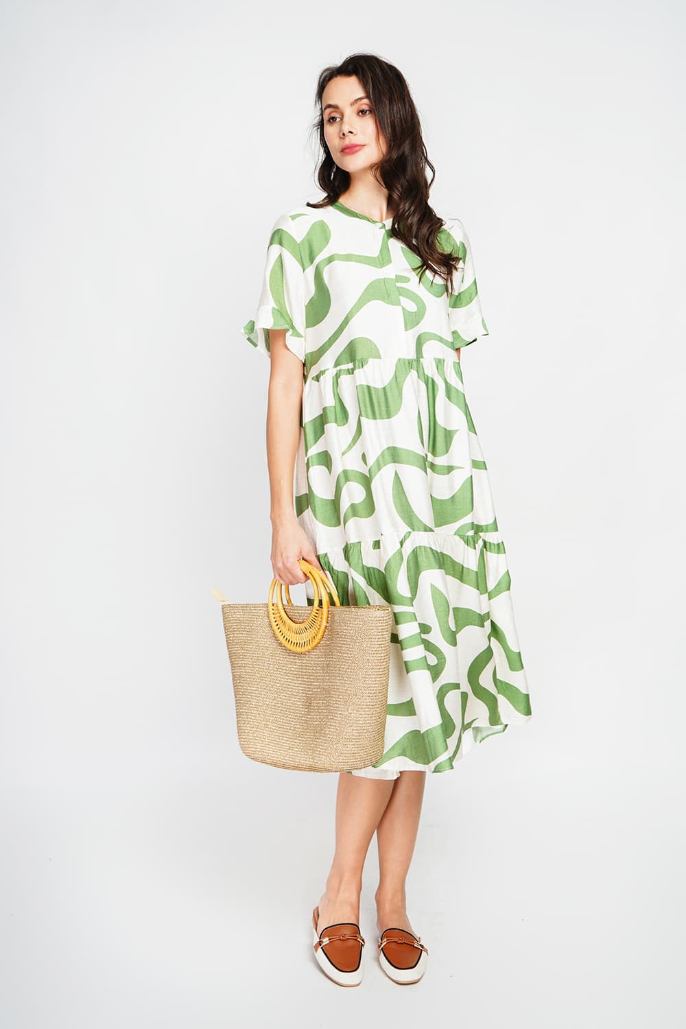 Robe midi col tunisien boutonné devant à manches courte 9