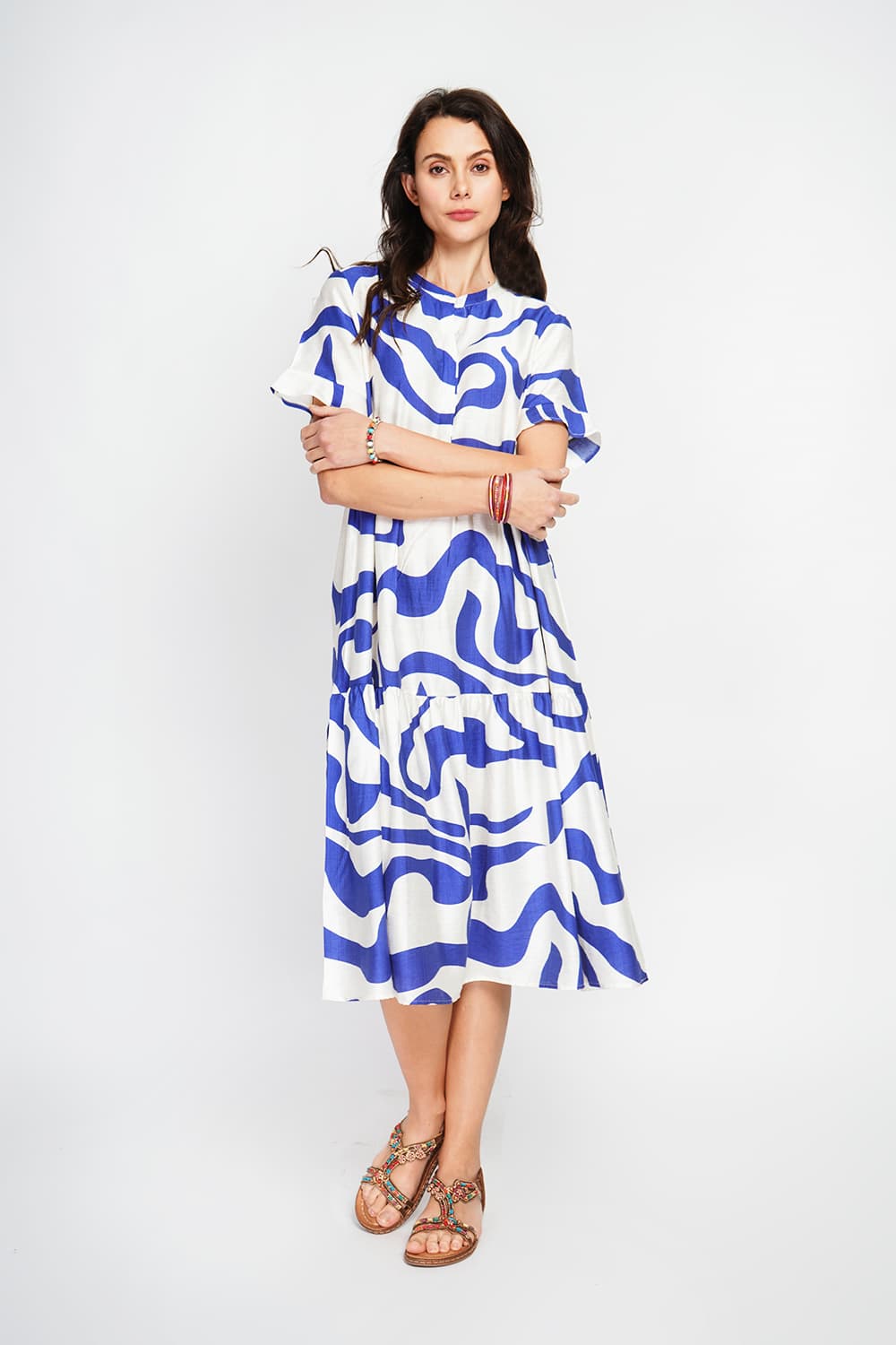 Robe midi col tunisien boutonné devant à manches courte 8