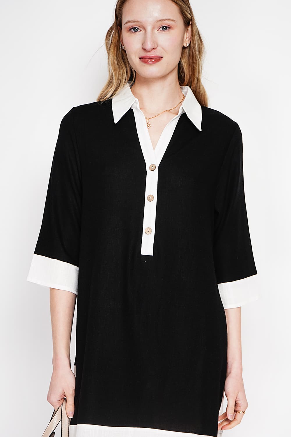 Robe chemise bi-couleur designer boutonnée devant à manche 3/4 15