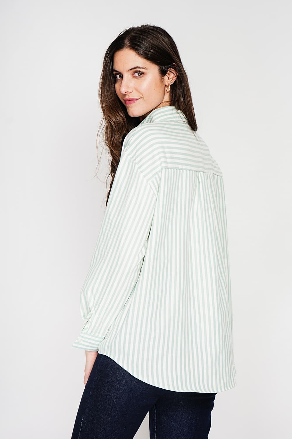 Chemise longue coupe oversize Poche poitrine à manches longues à reyure 6