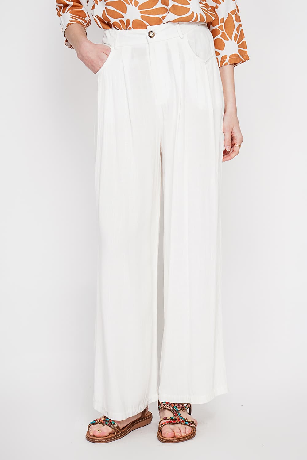 Pantalon coupe ajusté à jambe large fermeture zippée avec ceinture 1