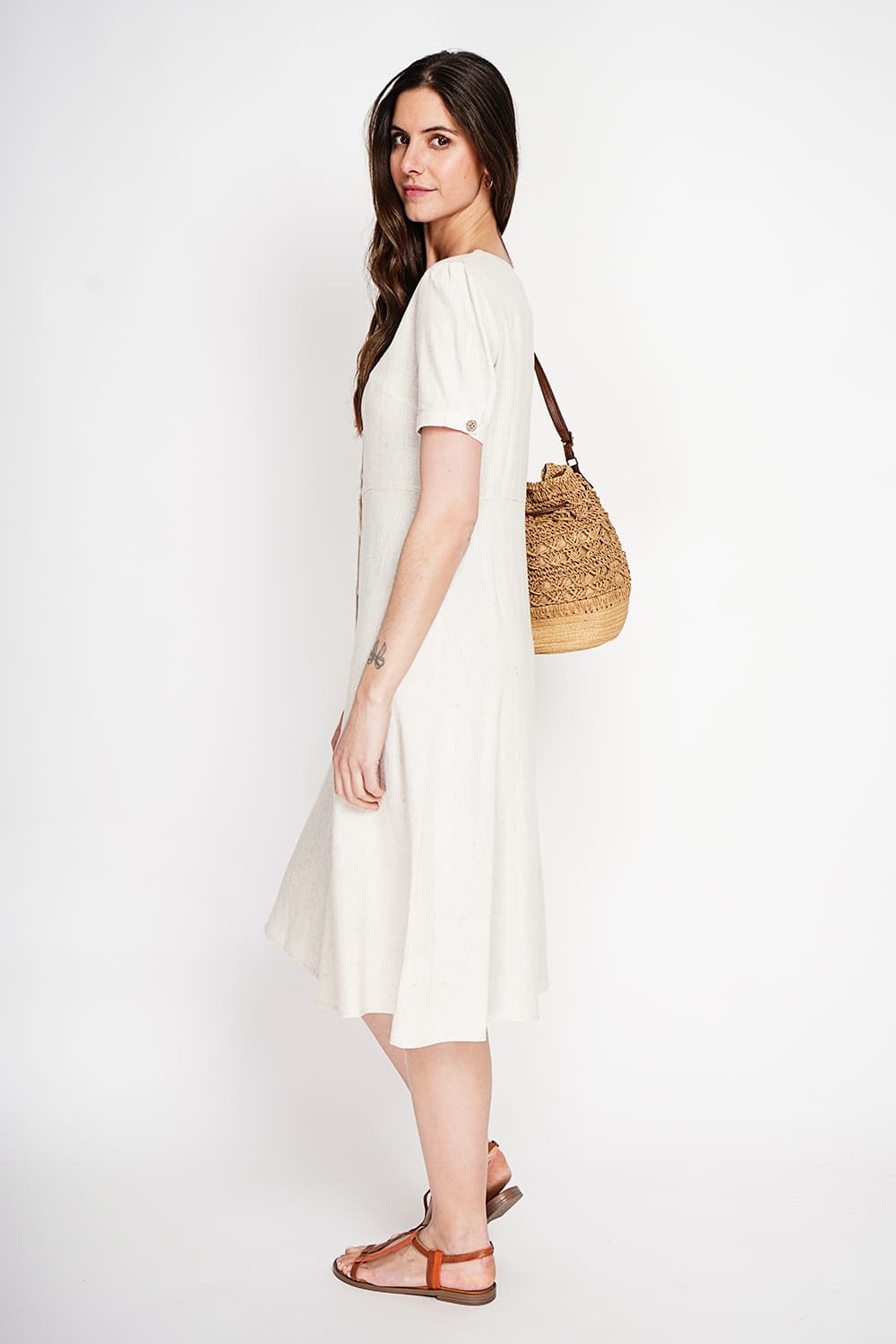Robe longue boutonnée devant à manche court 7