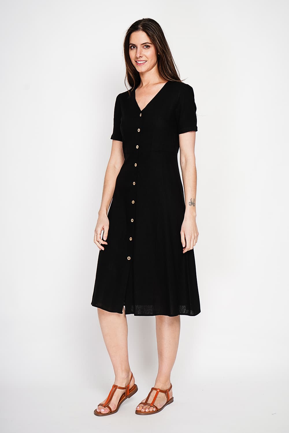 Robe longue boutonnée devant à manche court 9