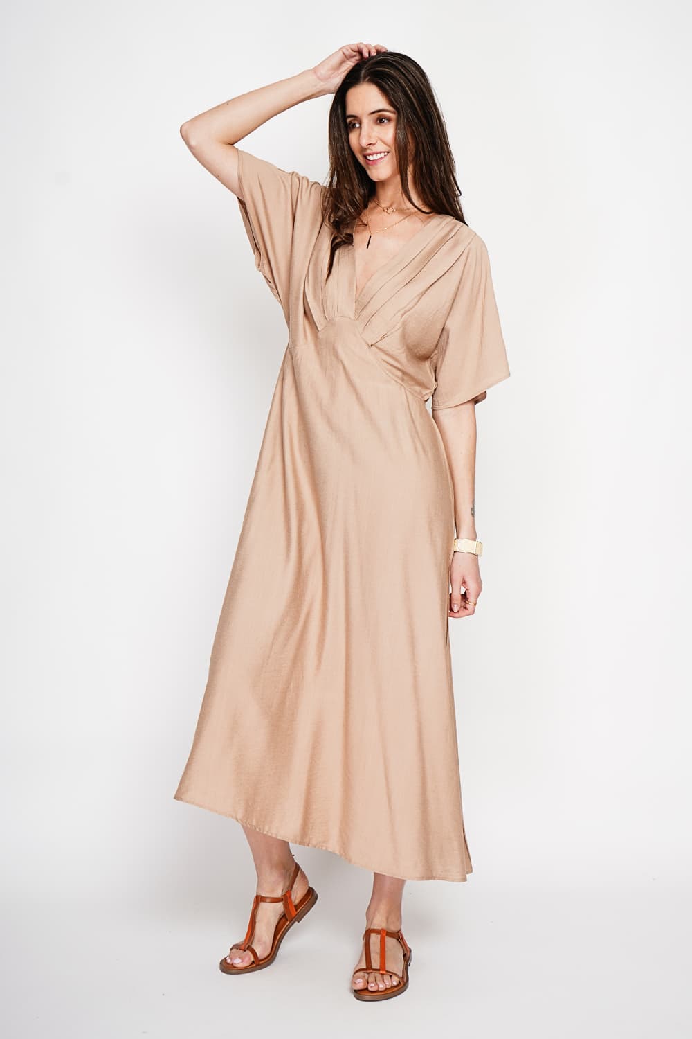 Robe longue col V à manches chauve-souris 2