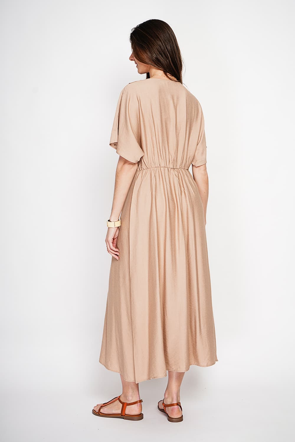 Robe longue col V à manches chauve-souris 3