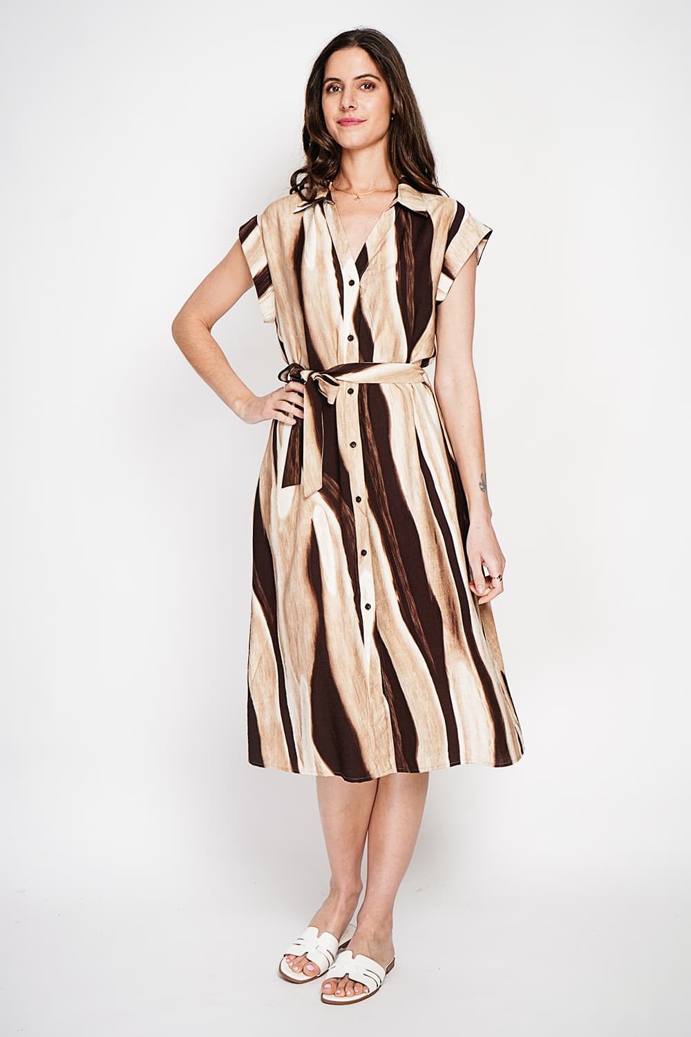 Robe chemise imprimée boutonnée devant avec ceinture 9