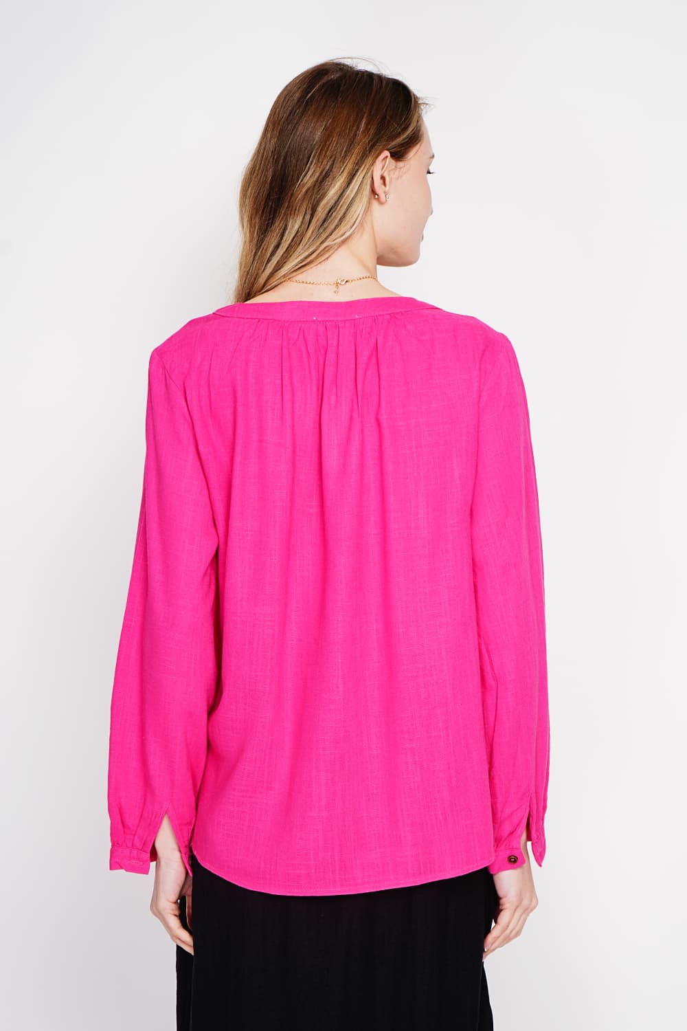 Blouse col tunisien boutonné devant à manche longues 8