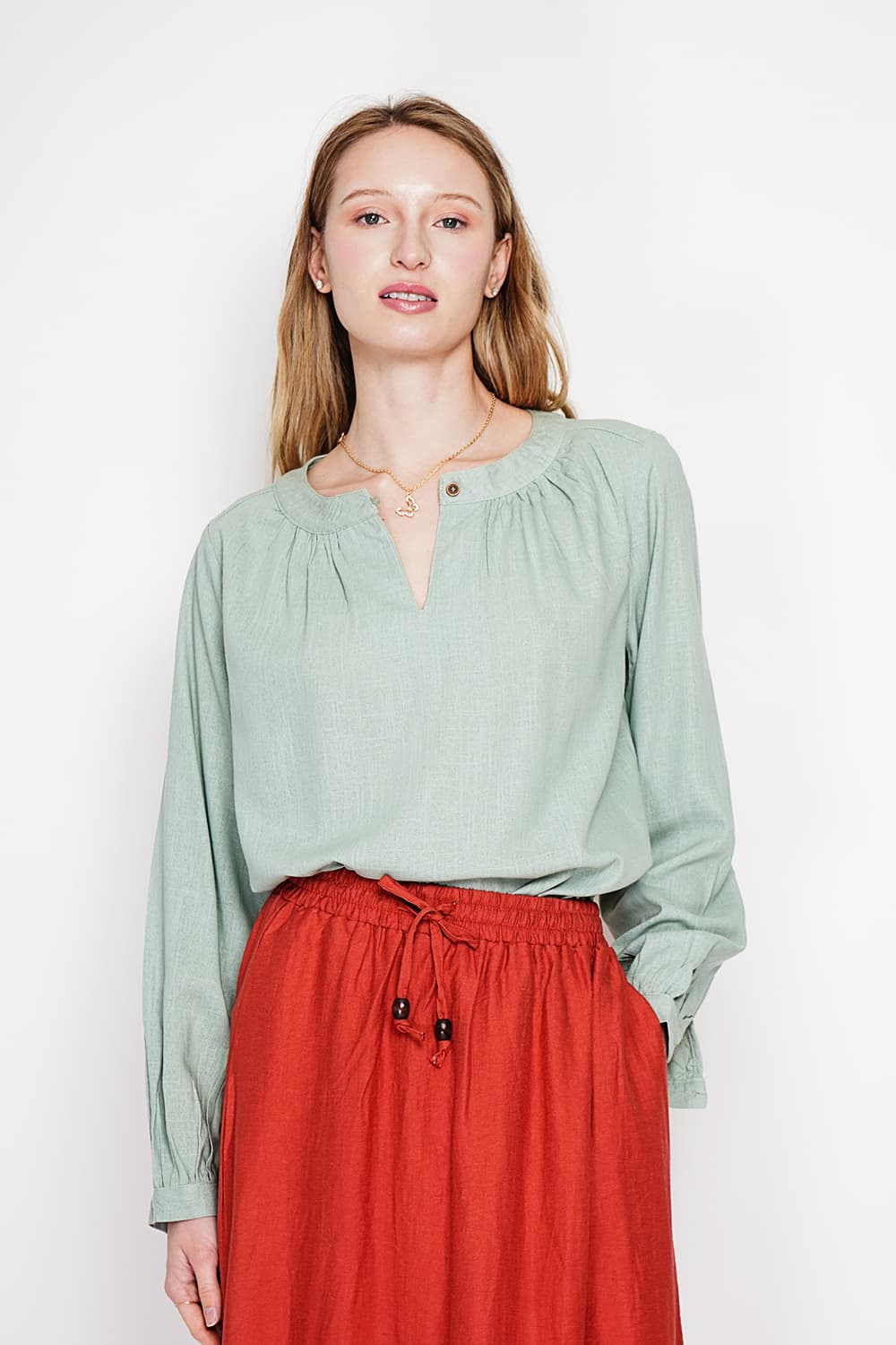 Blouse col tunisien boutonné devant à manche longues 12