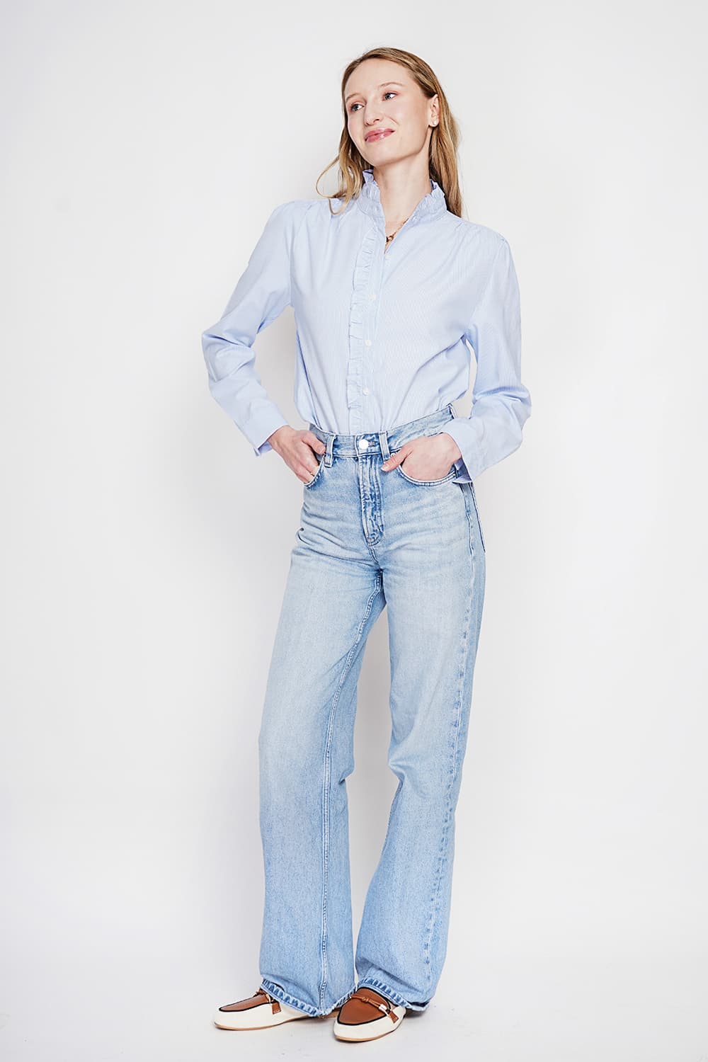 Chemise col montant rayée à manches longues boutonnée devant 3