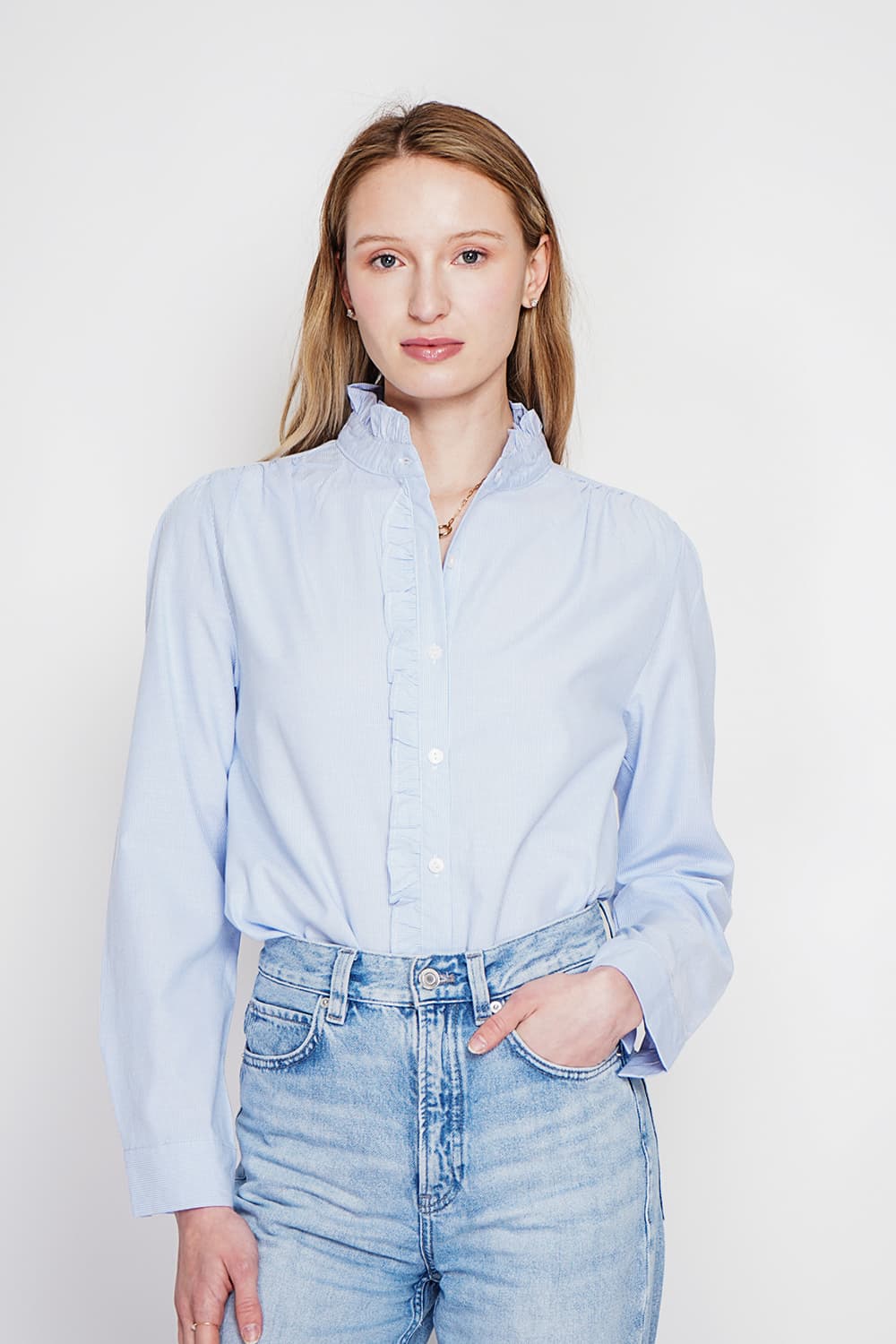 Chemise col montant rayée à manches longues boutonnée devant 17