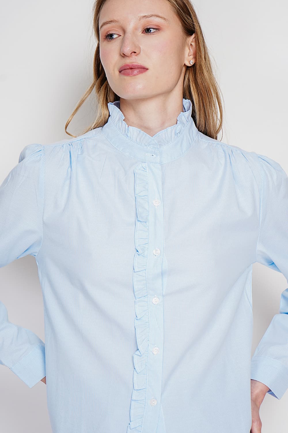 Chemise col montant rayée à manches longues boutonnée devant 5