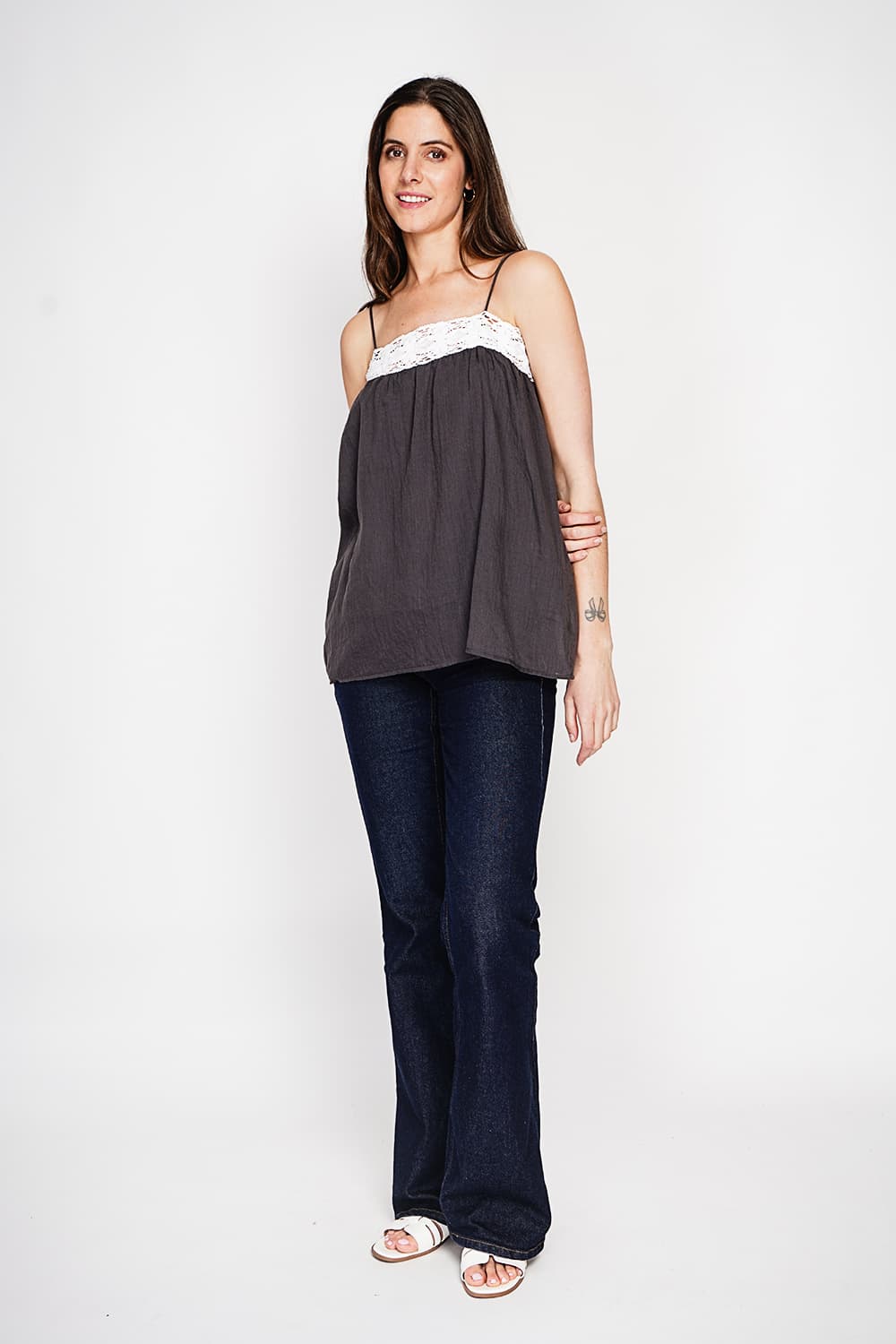 Bretelle à dentelle coupe babydoll 14