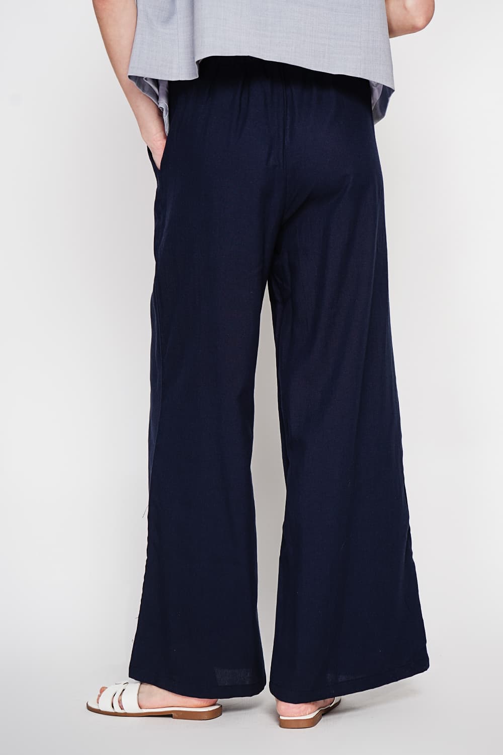 Pantalon large taille haute avec poches 11