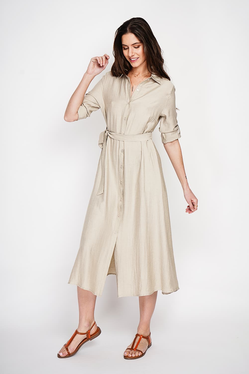 Robe chemise boutonnée devant à manche longue avec ceinture 5