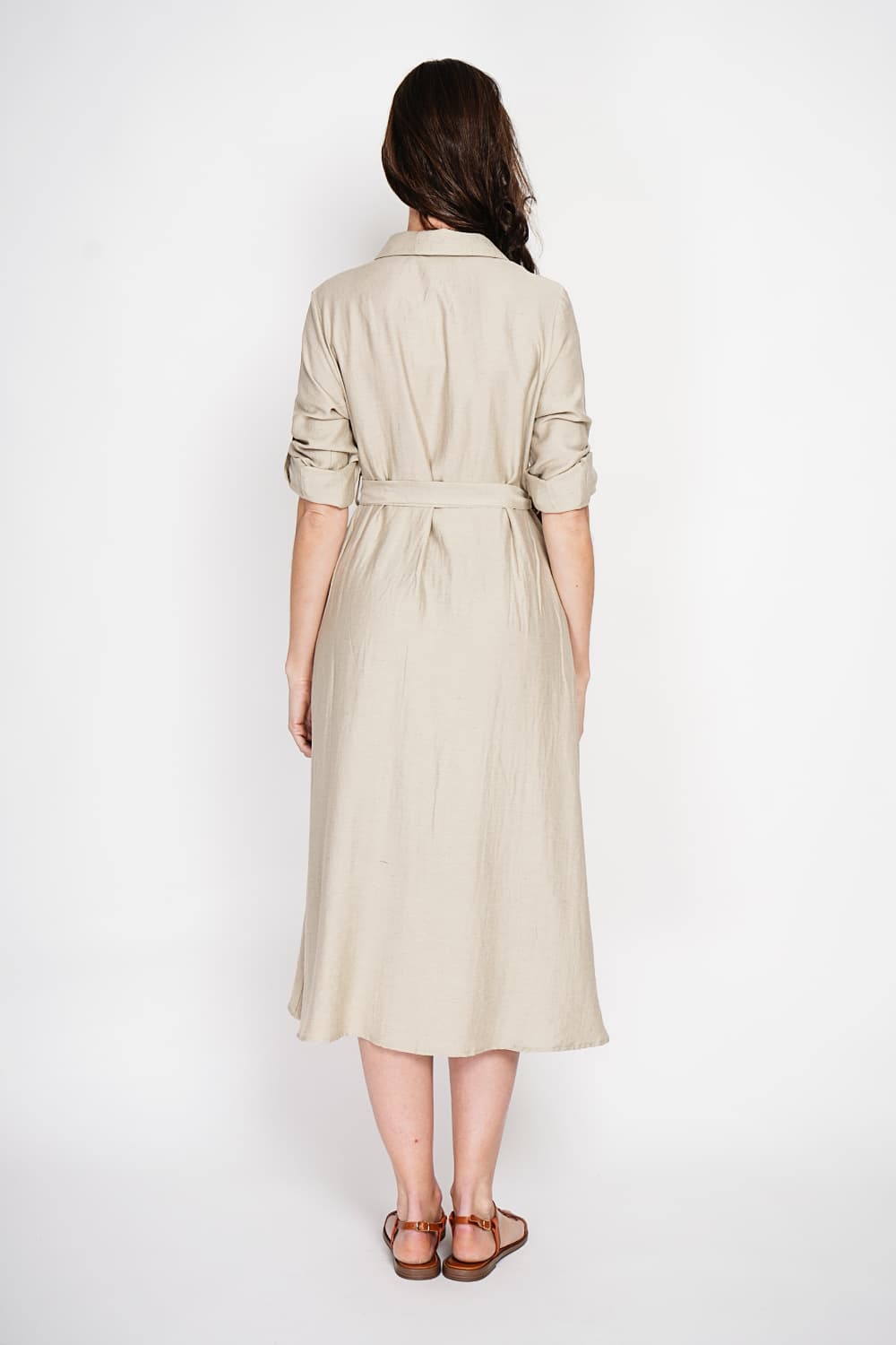 Robe chemise boutonnée devant à manche longue avec ceinture 6