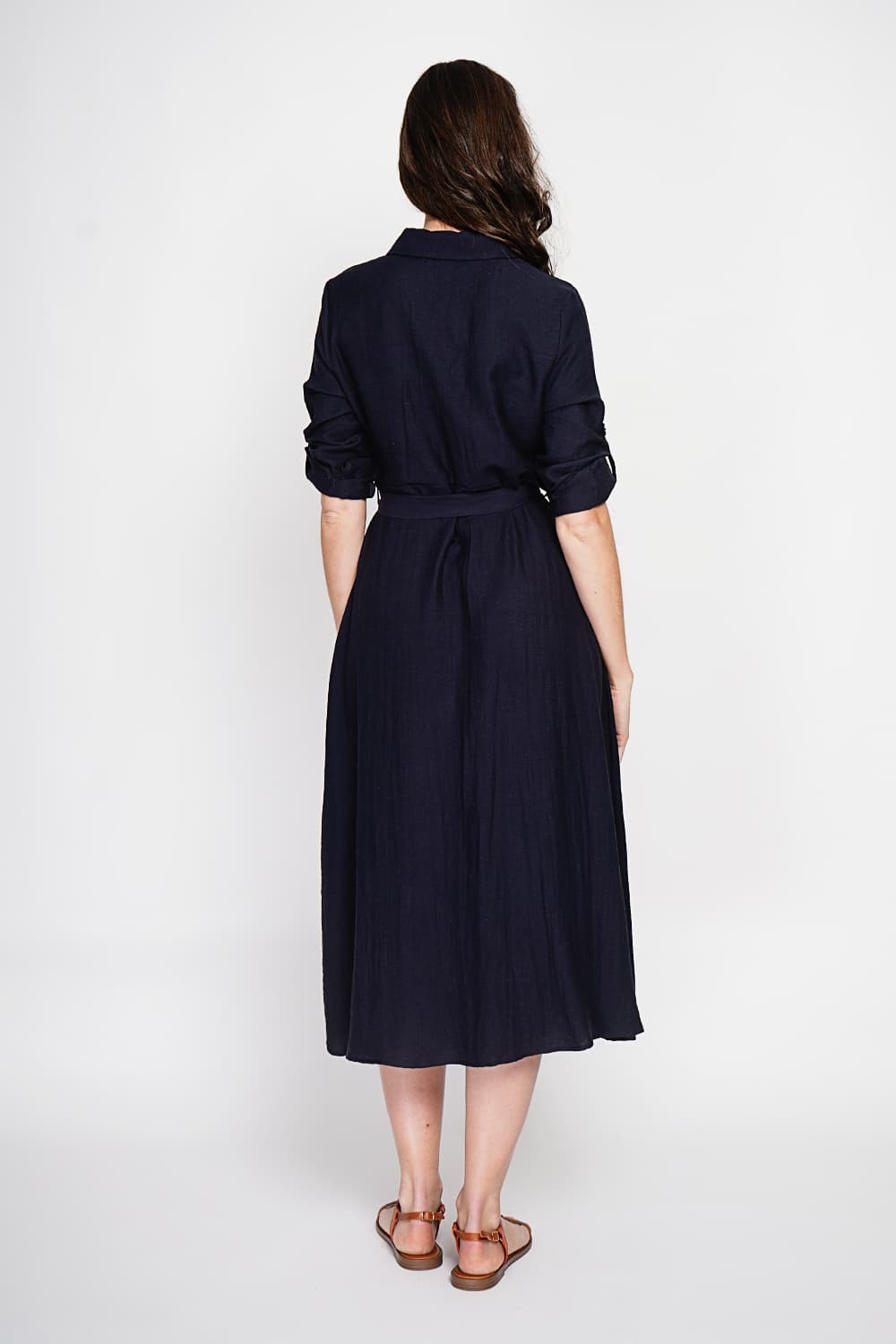 Robe chemise boutonnée devant à manche longue avec ceinture 10