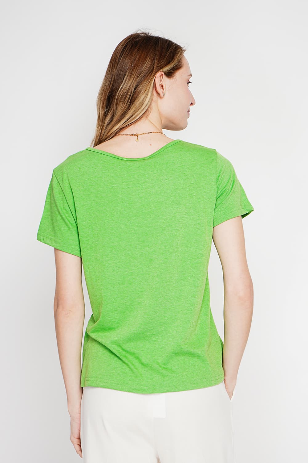 T-shirt col rond manches court dentelle 11