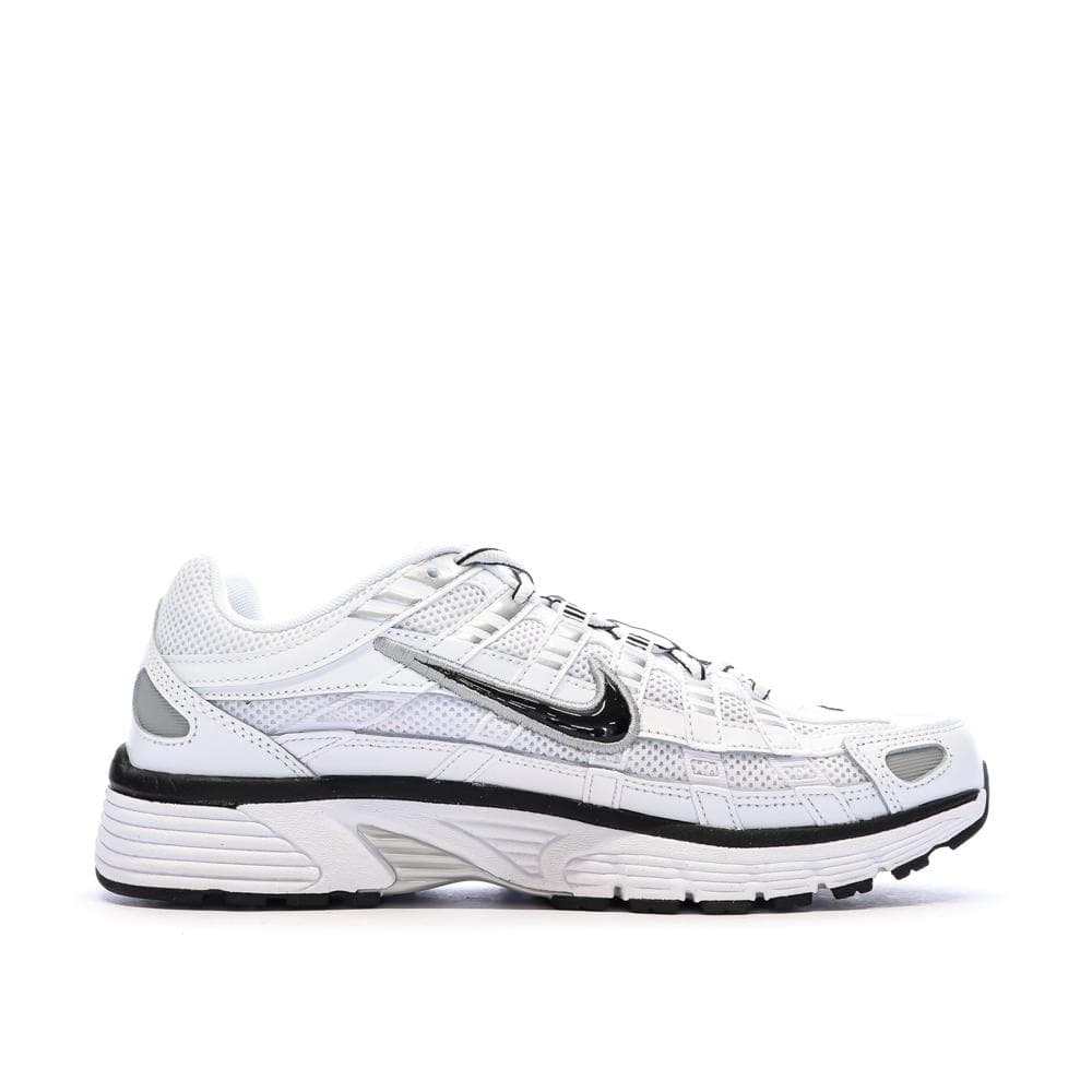 Baskets Blanches/Noires Homme Nike P-6000 2