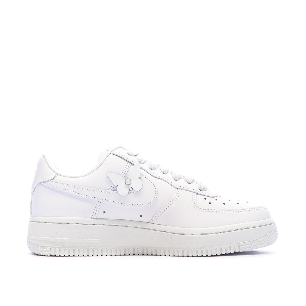 Baskets Blanche Femme Nike Air Force 1 Low Butterfly 2
