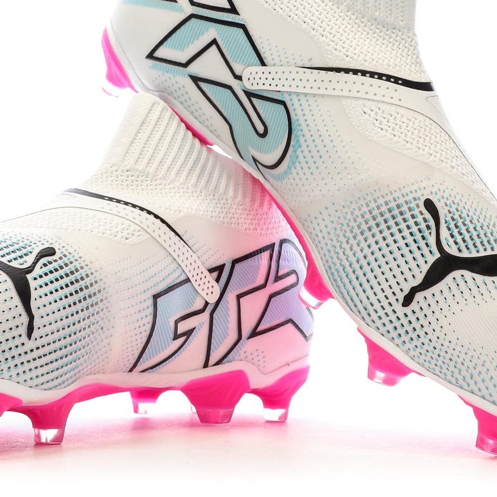 Chaussures de football Blanches/Roses Homme Puma Future 7 Match 7