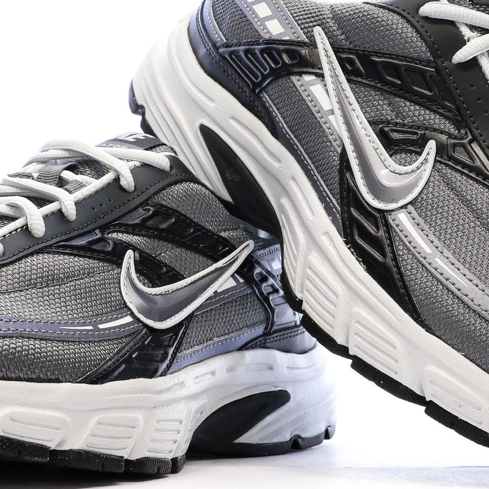 Baskets Grise/Noir Homme Nike Initiator 7