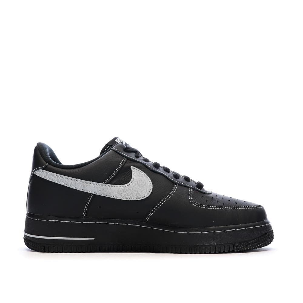Baskets Noir Nike Air Force 1 07 Lv8 2