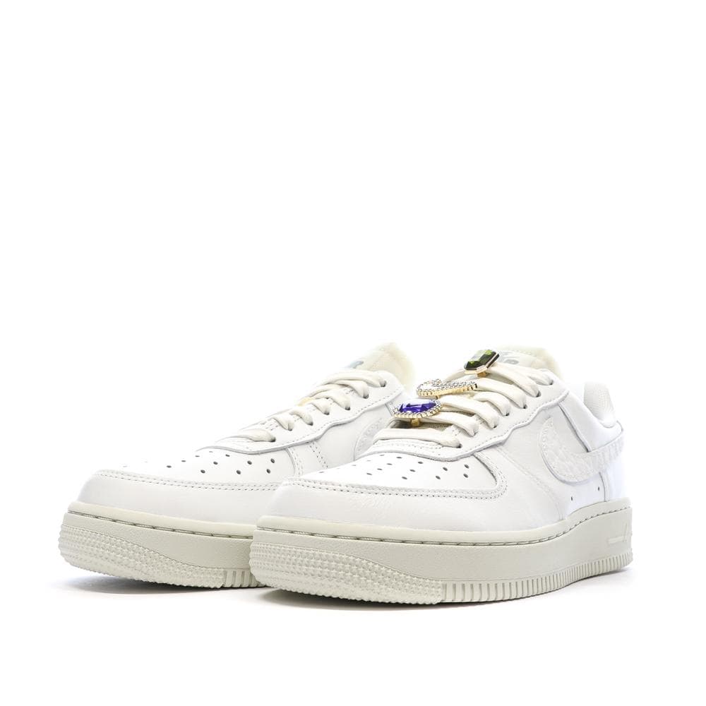 Baskets Blanches Femme Nike Air Force 1 Low 6