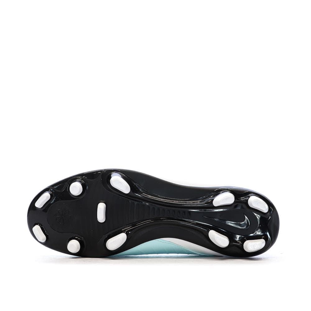 Chaussures de Foot Bleu Clair Homme Nike Phantom GX II Club FG/MG 5