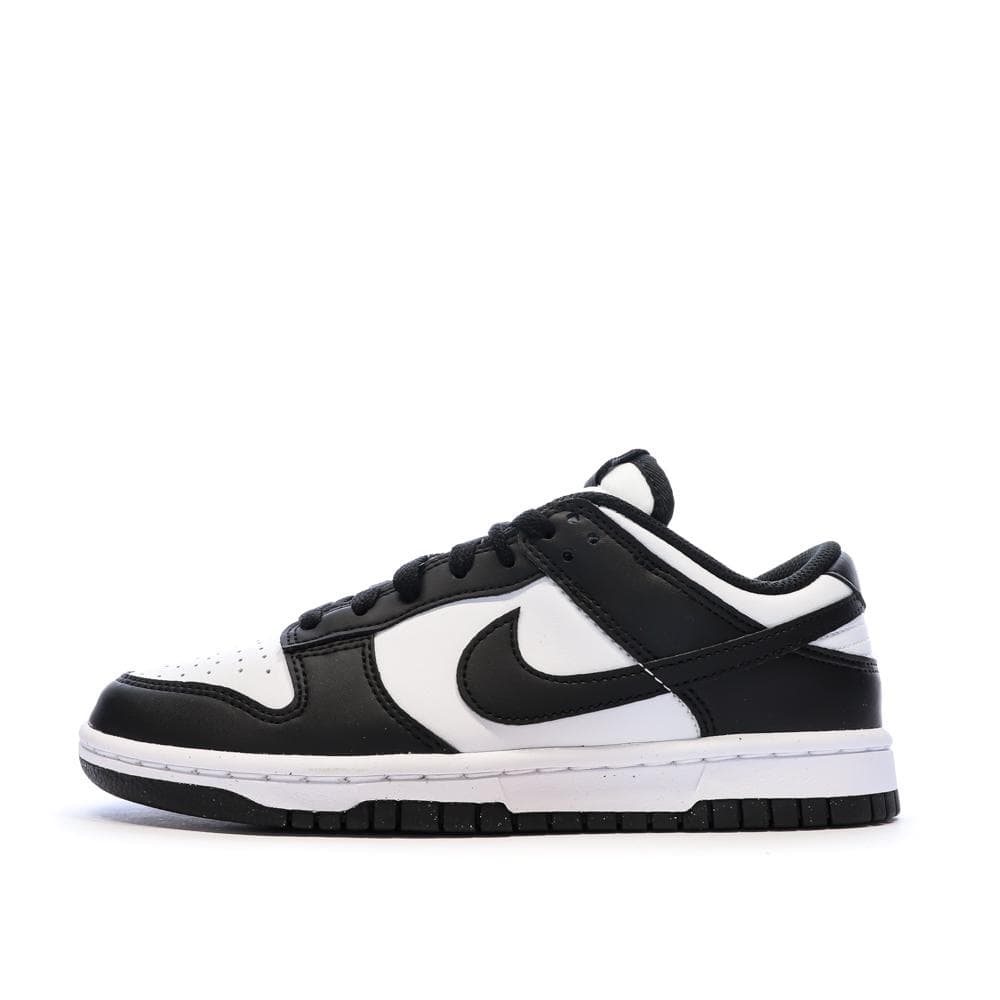 Dunk Low Baskets Blanches/Noires Femme Nike 1