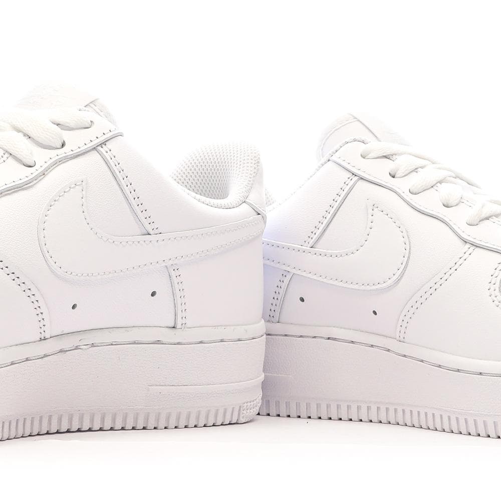 Air Force 1 Baskets Blanches Femme Nike 7
