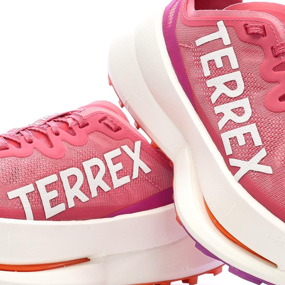 Baskets de running Rose Femme Adidas Terrex Agravic 7