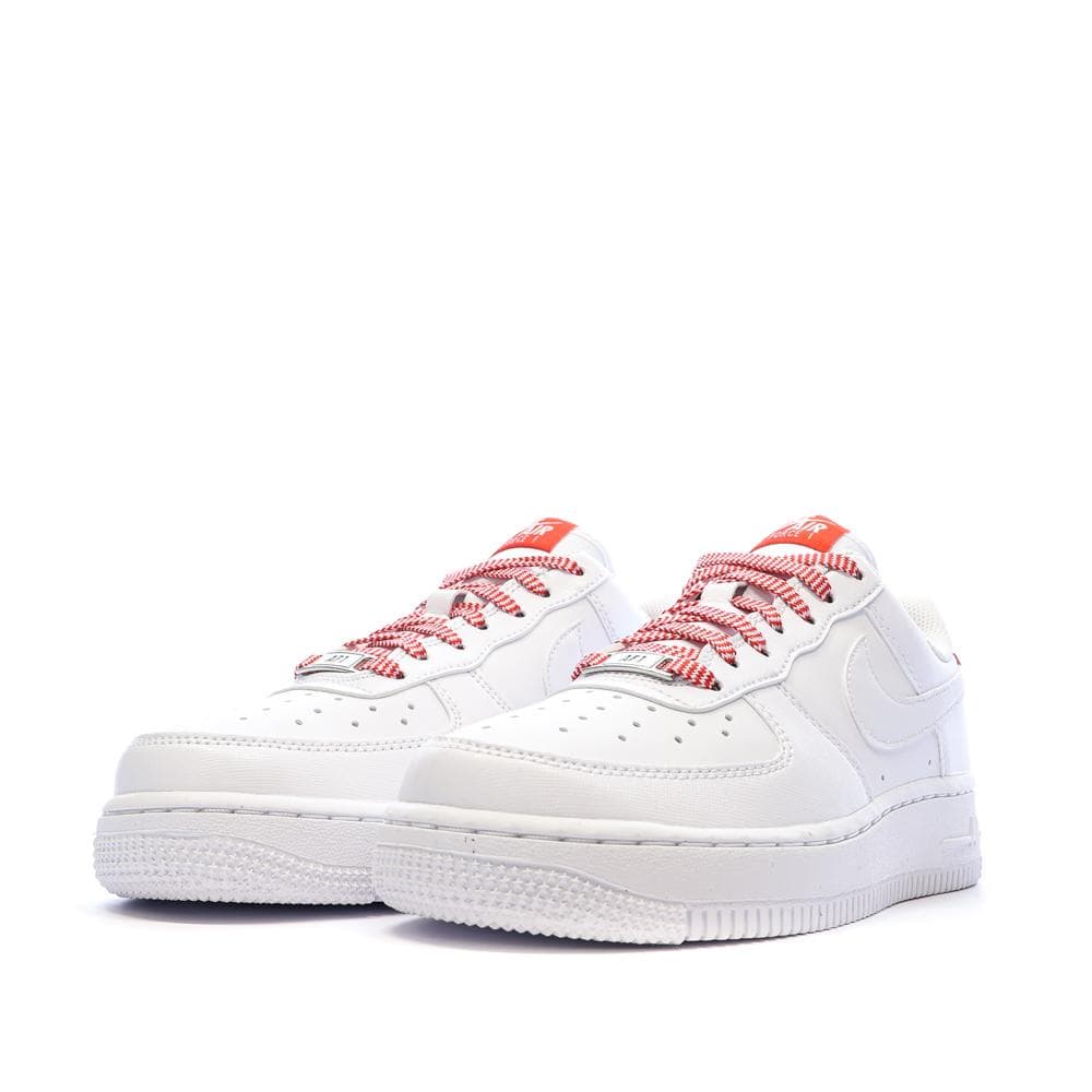 Baskets Blanches/Rouge Mixte Nike Air Force 1 07 6