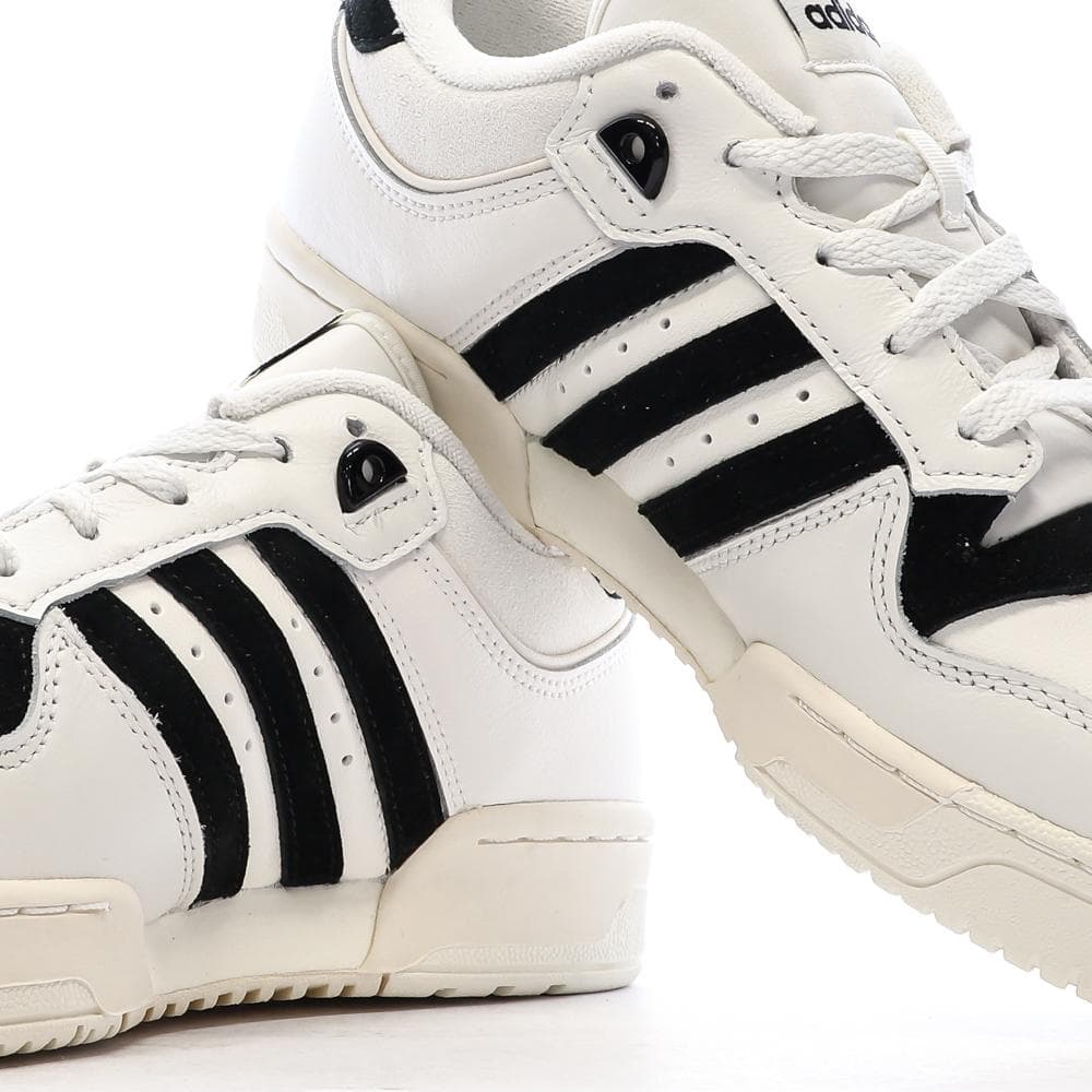 Baskets Blanches/Noires Femme Adidas Rivalry 86 7