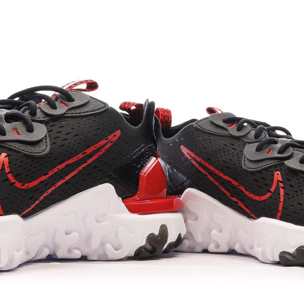 Baskets Noires/Rouges Homme Nike React Vision 7