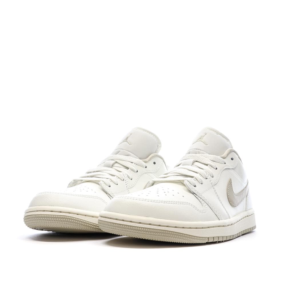 Basket Écru/Marron Mixte Nike Air Jordan 1 Low 6