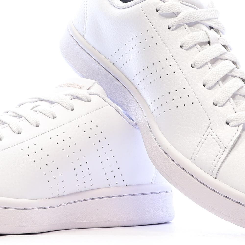 Baskets Blanc Femme Adidas Advantage 7