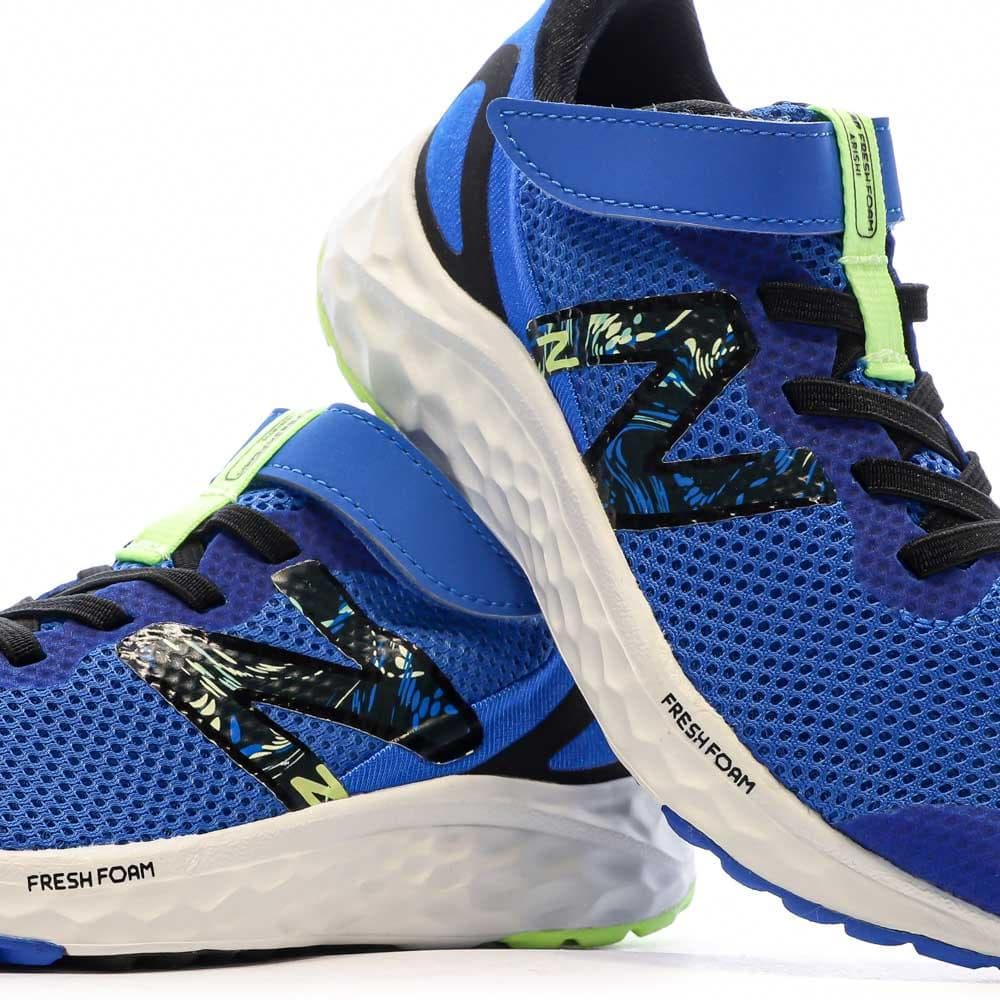 Baskets Bleu Garçon New Balance Arishi 7